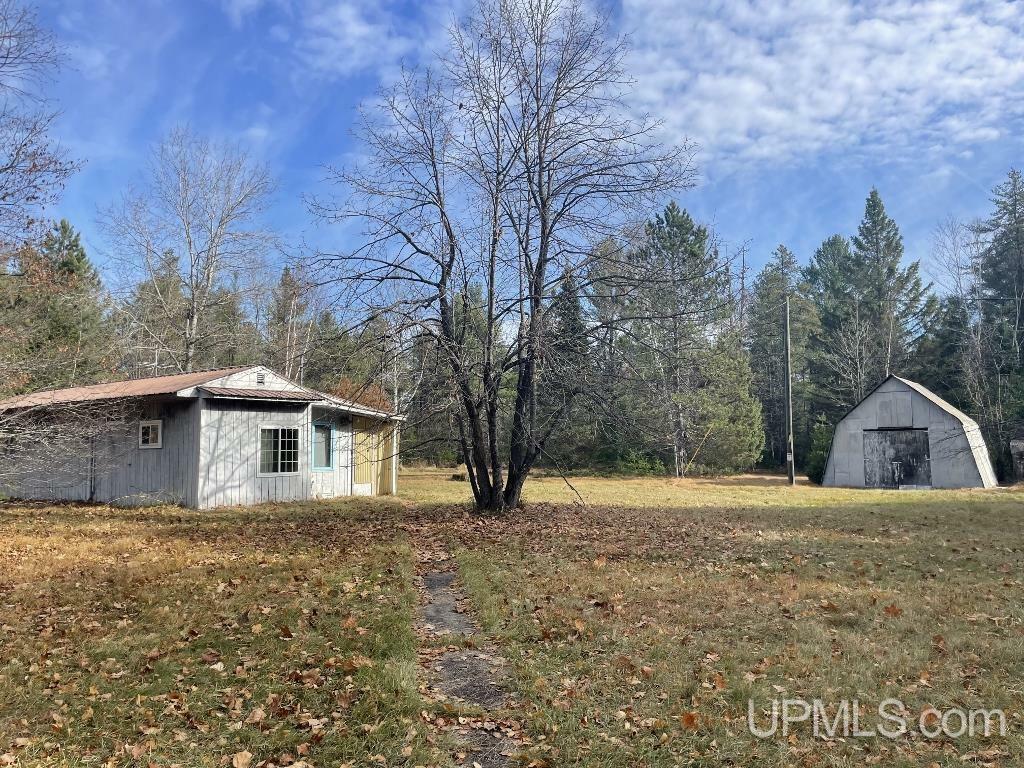 Property Photo:  530 Rice Lake Rd  MI 49841 