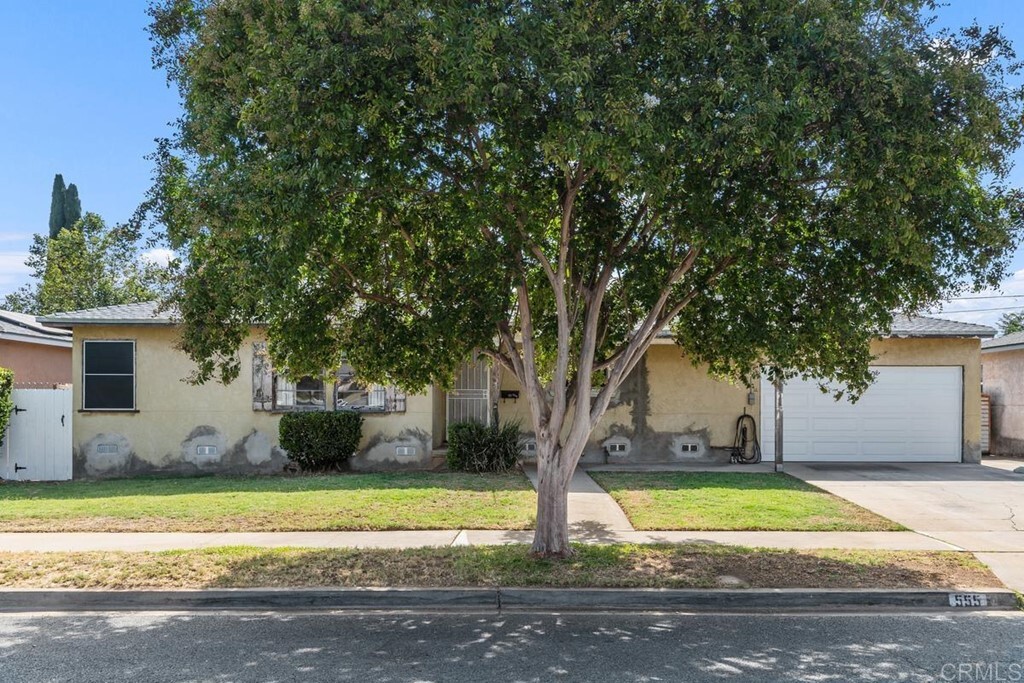 Property Photo: 555 Roberta Avenue CA 92021
