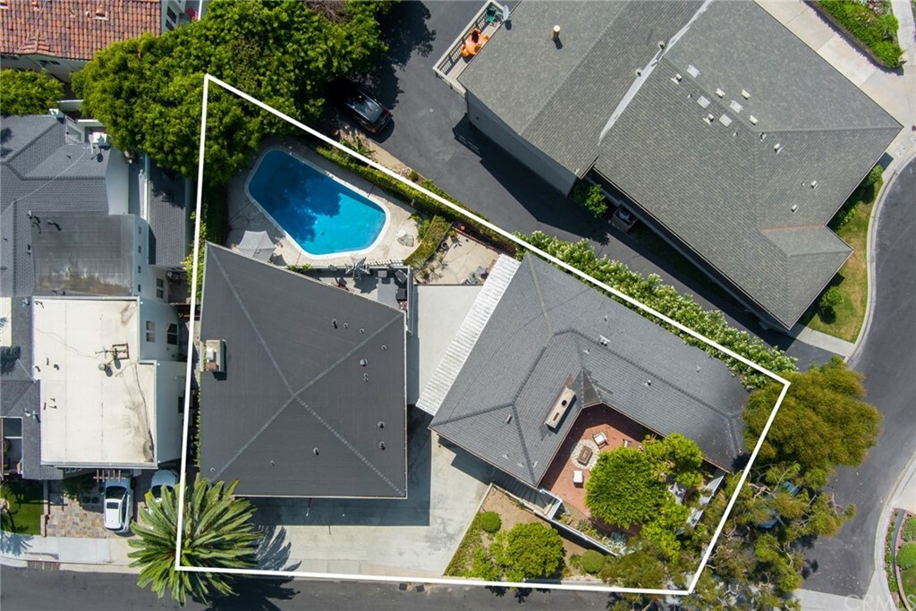 Property Photo: 403 405 Serra Drive CA 92625