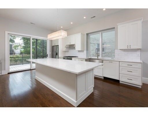 Property Photo: 851 E Broadway Sf MA 02127