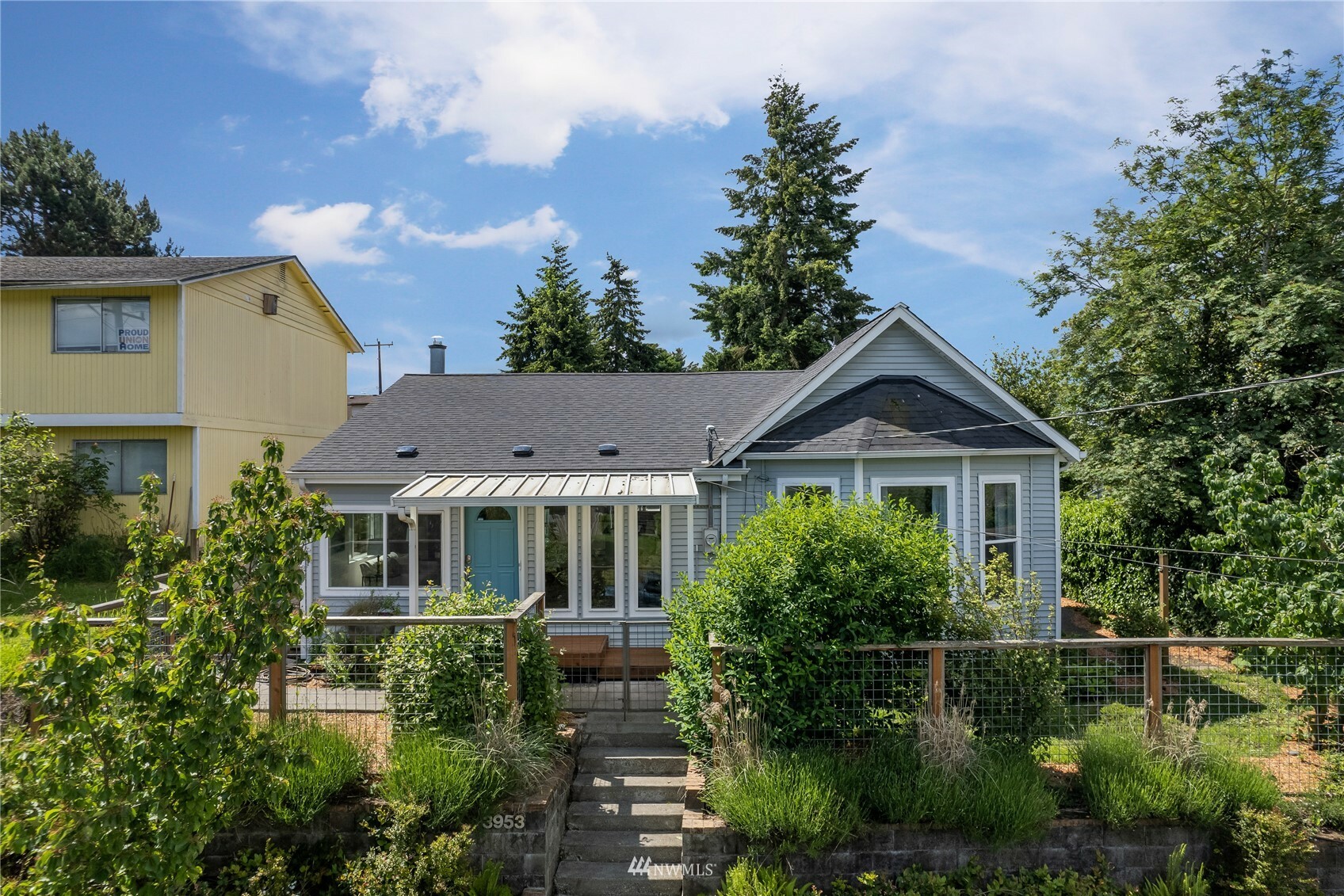 Property Photo:  3953 S Lucile Street  WA 98118 