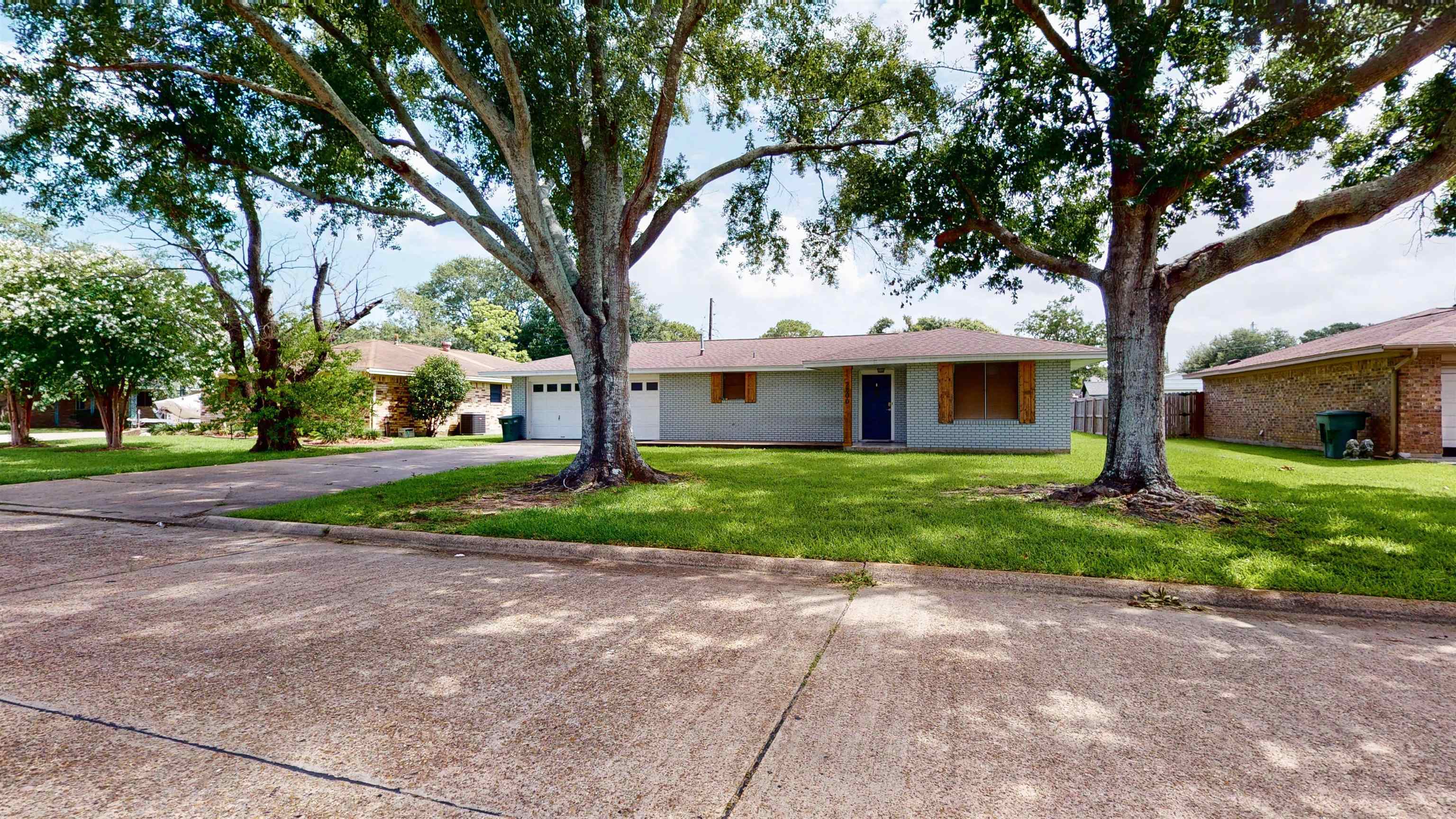 Property Photo:  2800 Delta Dr.  TX 77642 