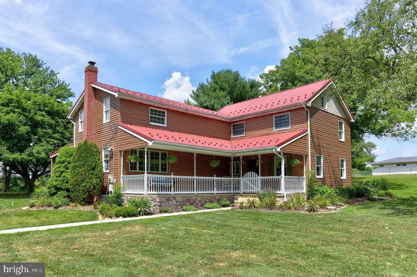 Property Photo:  512 Criswell Drive  PA 17007 