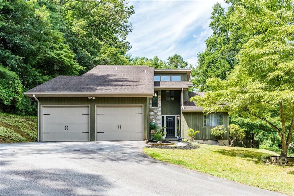 Property Photo: 651 Monte Vista Road NC 28715