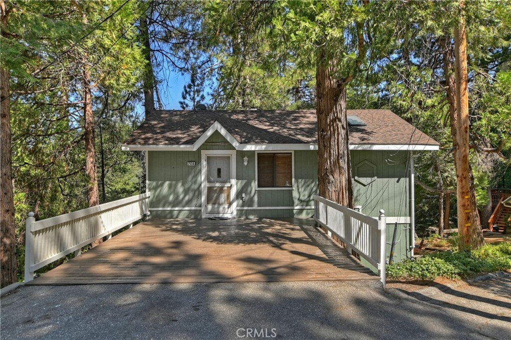 Property Photo:  2556 Rim Of The World Drive  CA 92382 