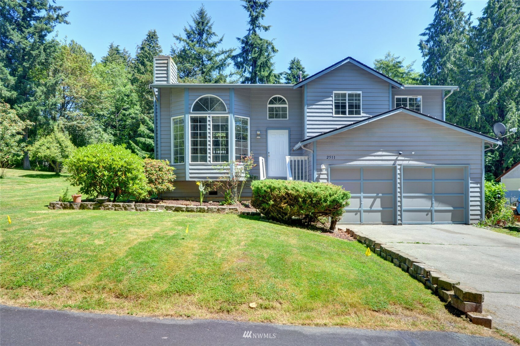 Property Photo:  2511 115th Avenue SE  WA 98258 