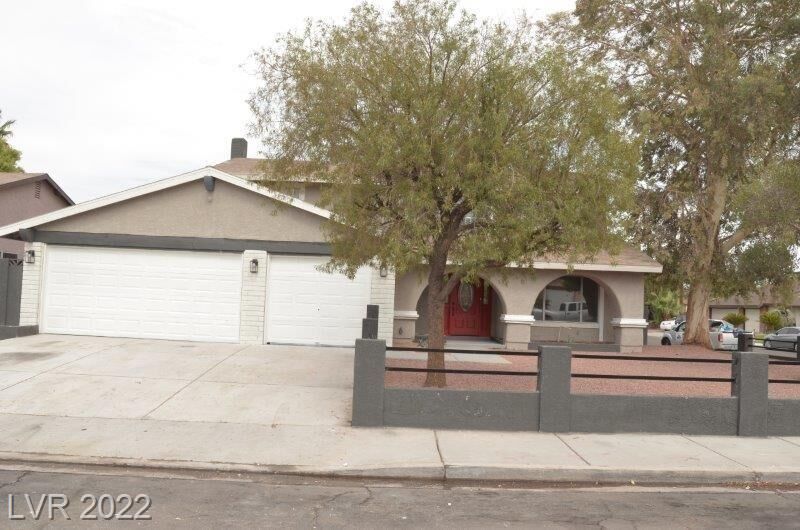 Property Photo:  3172 Pampas Place  NV 89146 