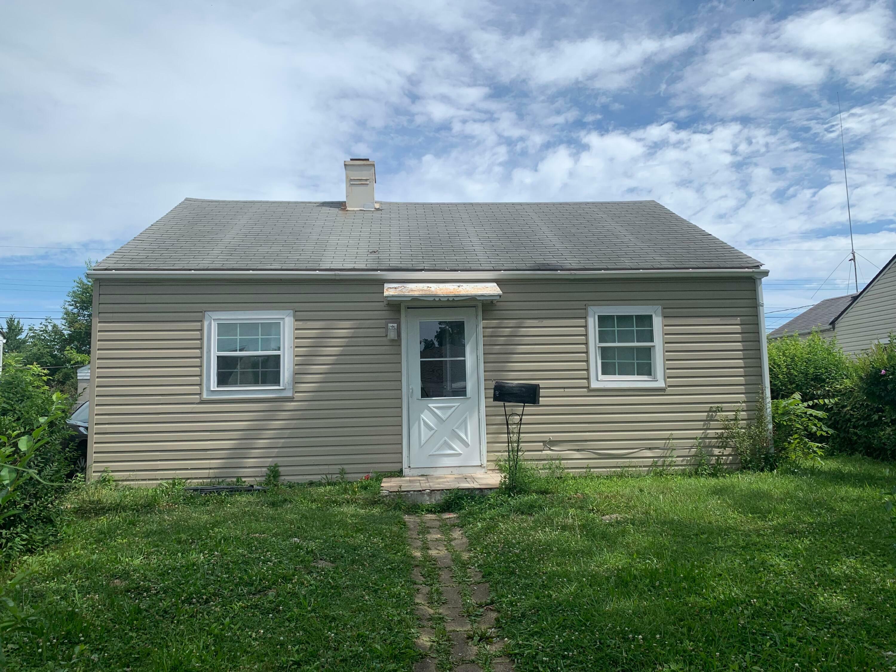 Property Photo:  3136 E 12th Avenue  OH 43219 