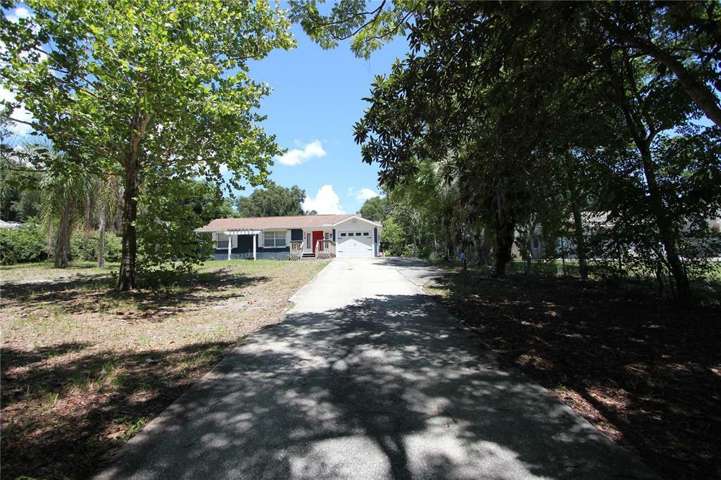 Property Photo: 209 Buena Vista Street FL 32713