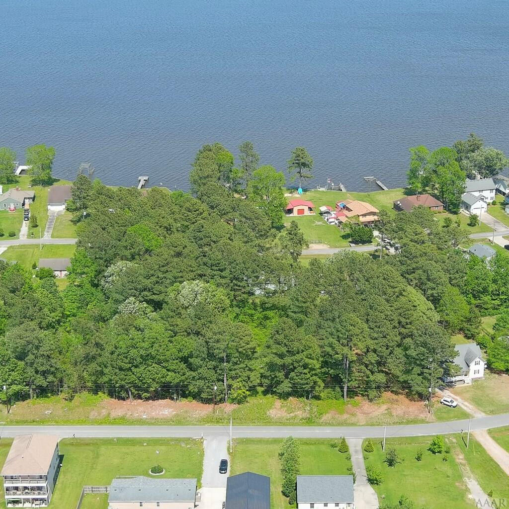 Property Photo:  122 53 Tuscarora Trail  NC 27944 