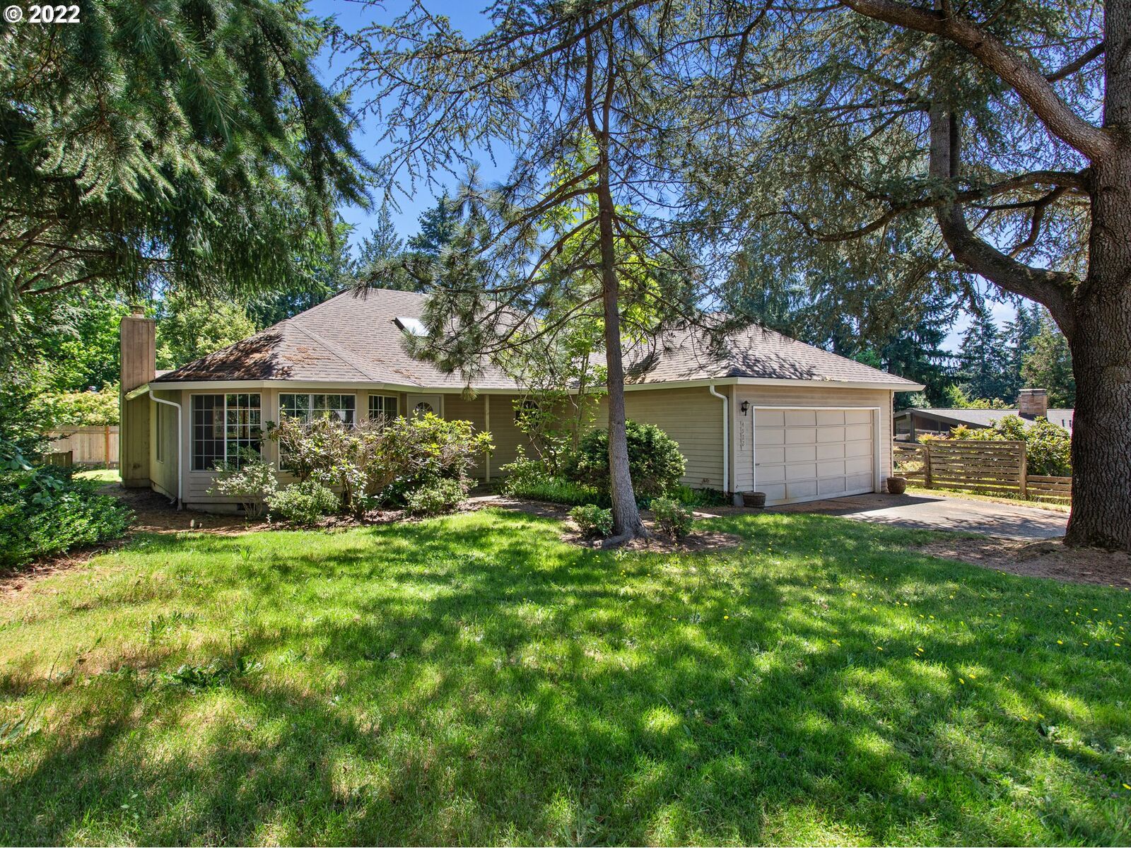 Property Photo: 4522 SW 53rd Ave OR 97221