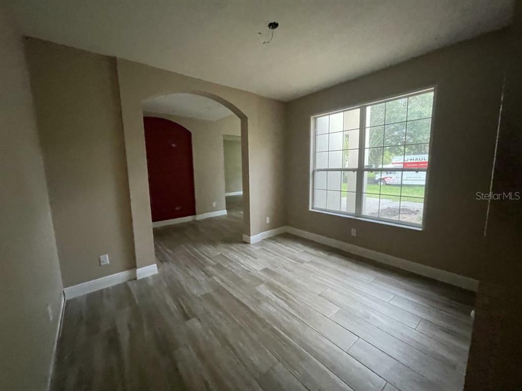 Property Photo:  3141 Conrad Court  FL 34744 