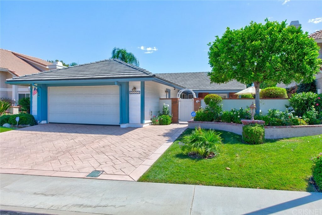 Property Photo:  26080 Tampico Drive  CA 91355 