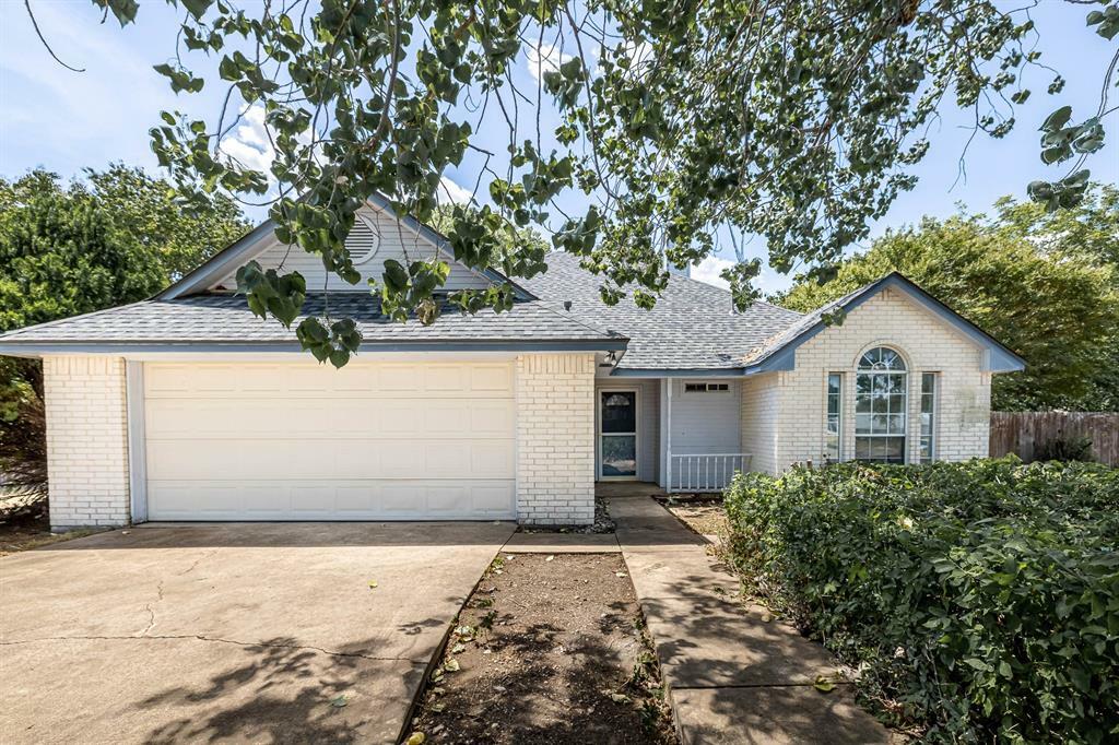 Property Photo:  708 Purdue Drive  TX 75165 