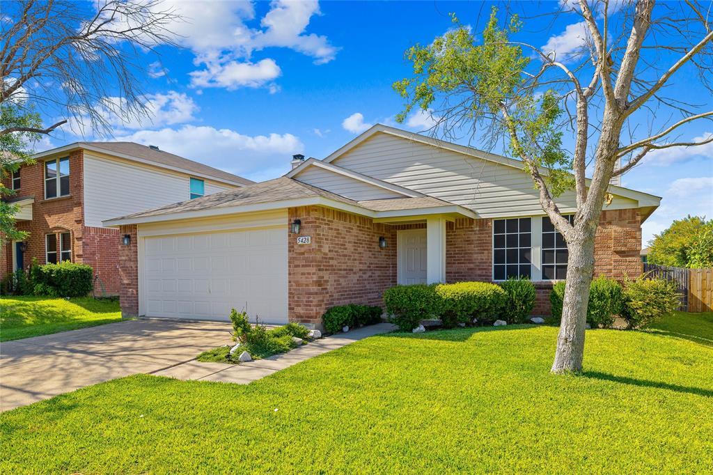 Property Photo: 5428 Comanche Wells Drive TX 75071
