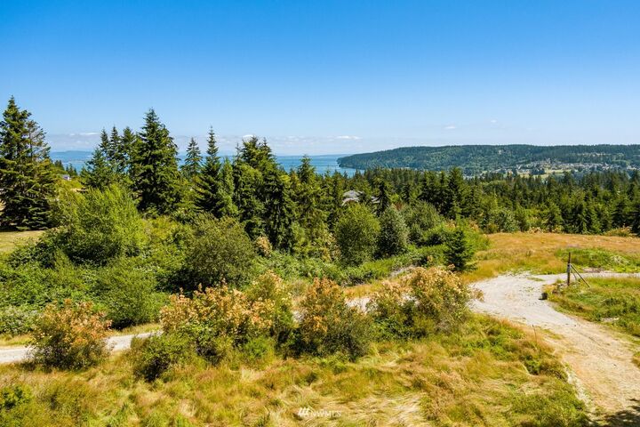 Property Photo:  331 Olympic Bay Lane  WA 98277 