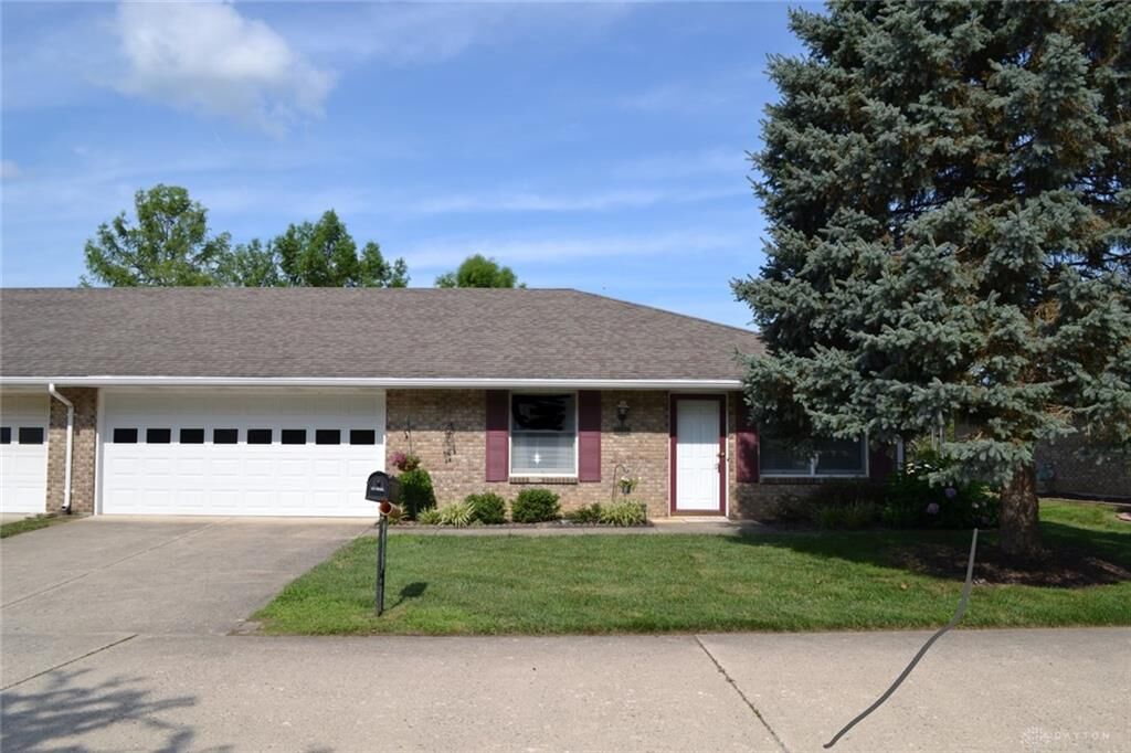 Property Photo: 4887 E Brannan Drive OH 45502