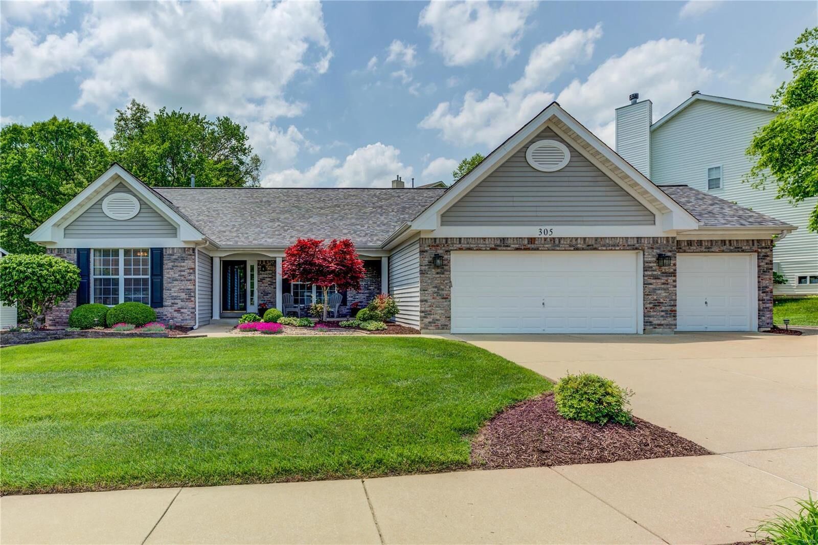 Property Photo:  305 Avalon Chase Drive  MO 63026 
