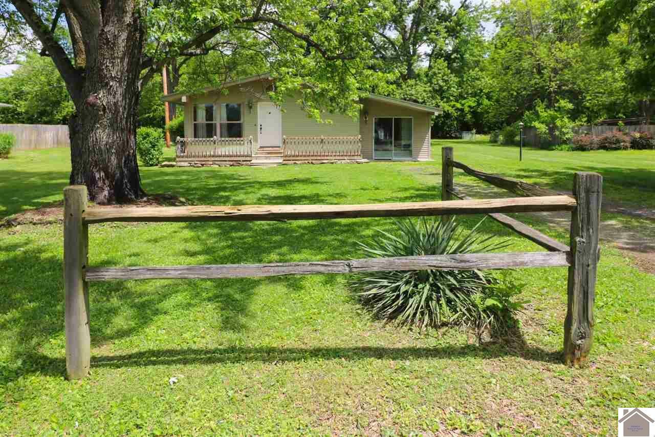 Property Photo:  372 Shelia Drive  KY 42058 