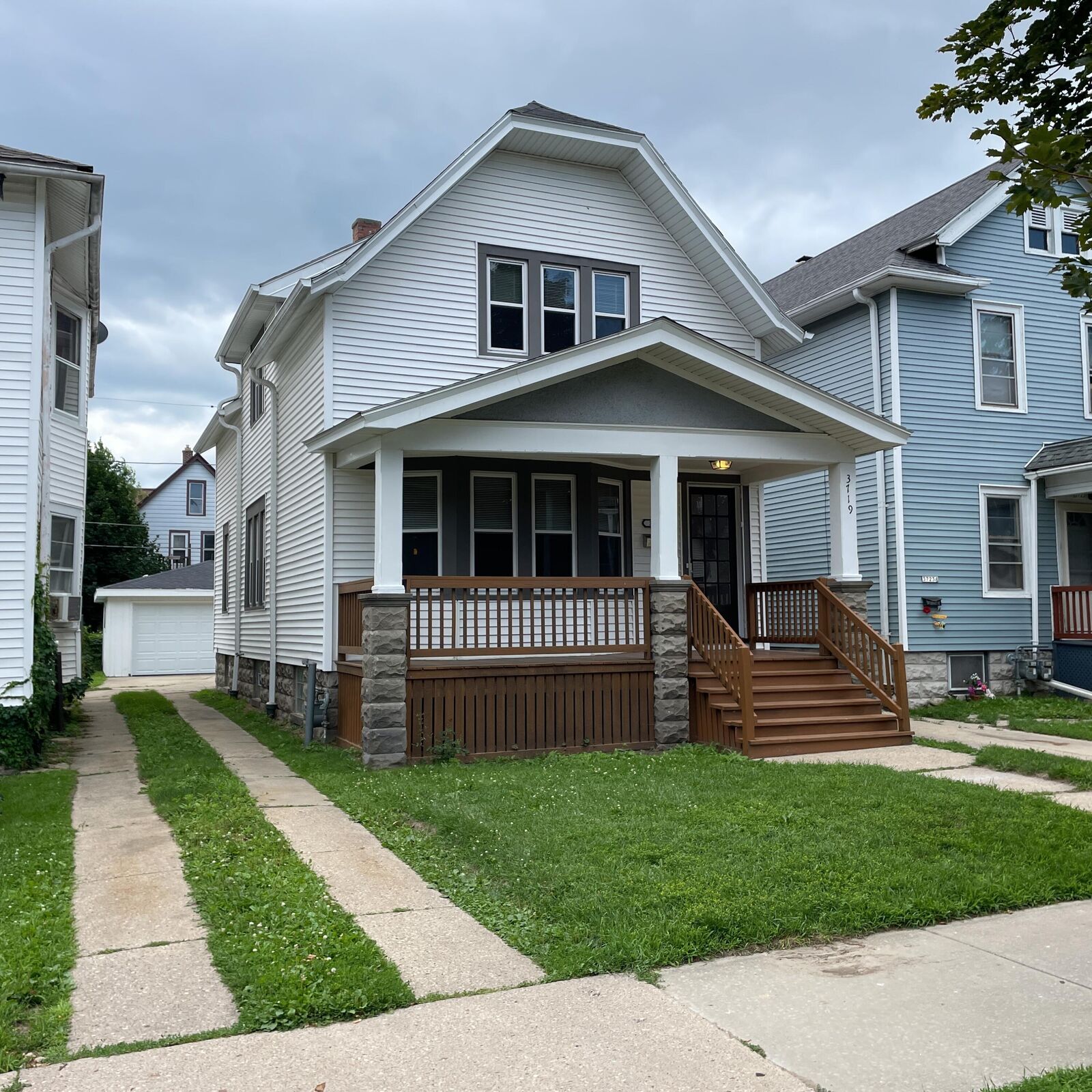 Property Photo:  3719 W Scott St  WI 53215 