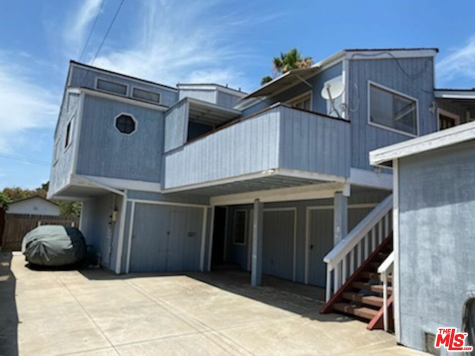 Property Photo: 1217 Alabama St CA 92648
