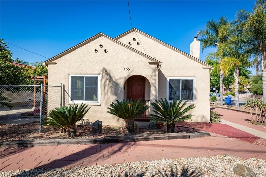 Property Photo:  335 Lemon Street  CA 93405 