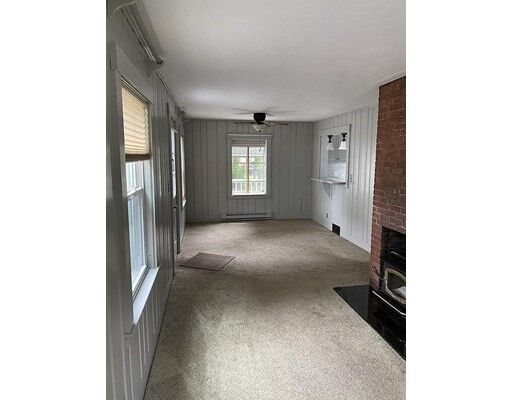 Property Photo:  43 Warren Ave 1  MA 01752 