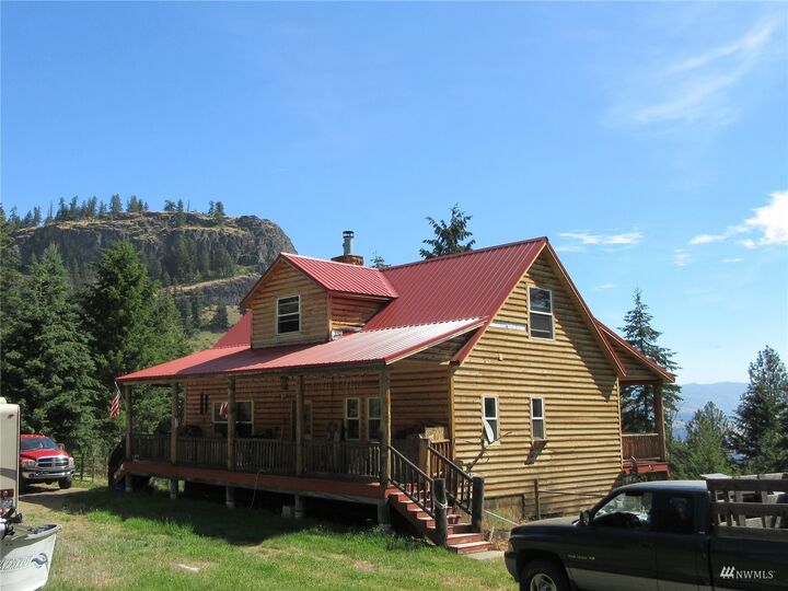 Property Photo:  205 Cromwell Road  WA 99166 