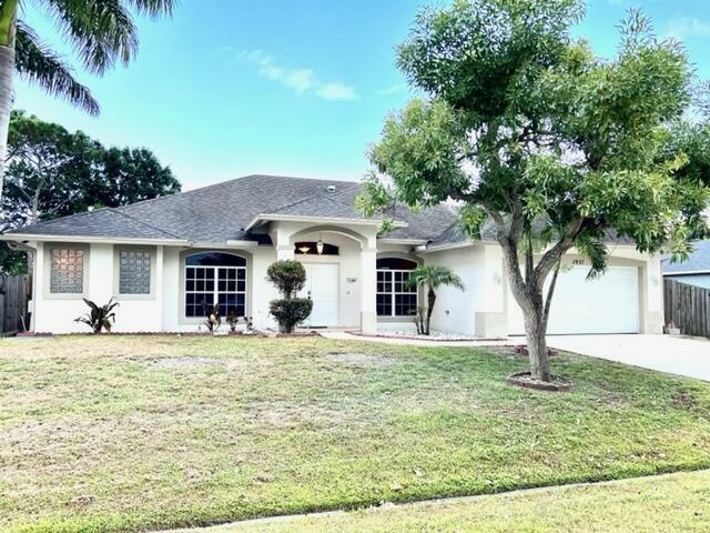 Property Photo:  1937 SW Sunglow Street  FL 34953 