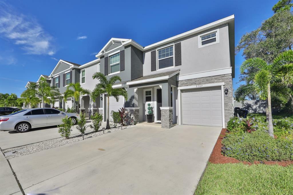 Property Photo:  2707 Midnight Pearl Drive  FL 34240 