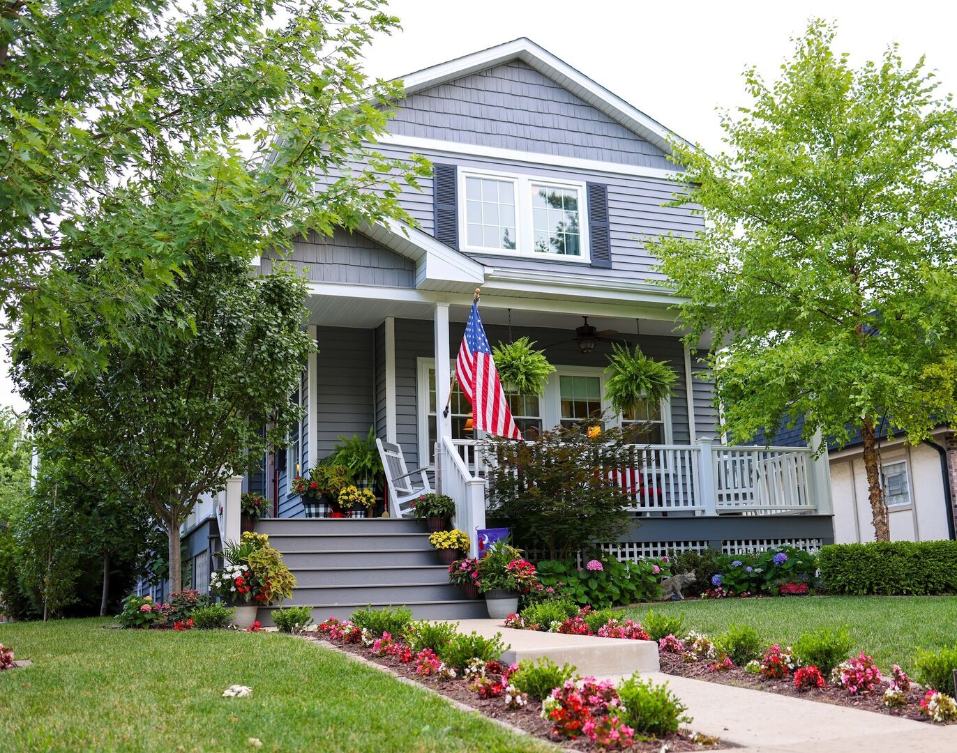 Property Photo:  312 N Oak Street  IL 60126 