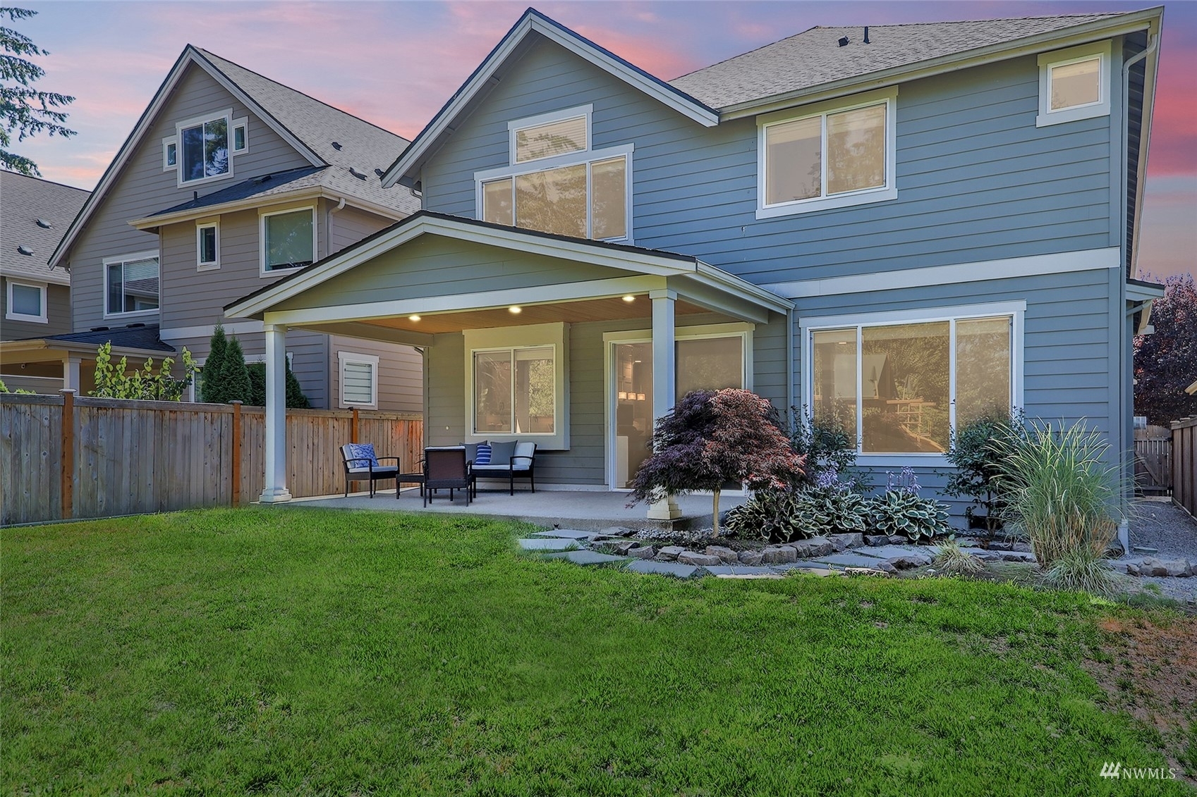 Property Photo: 17320 NE 123rd Way WA 98052