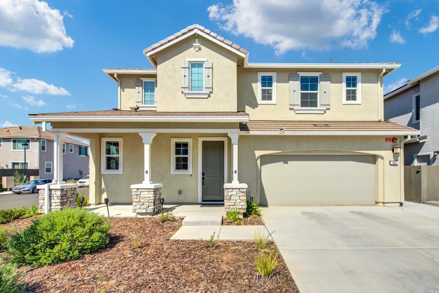 852 Cosmos Drive  Vacaville CA 95687 photo