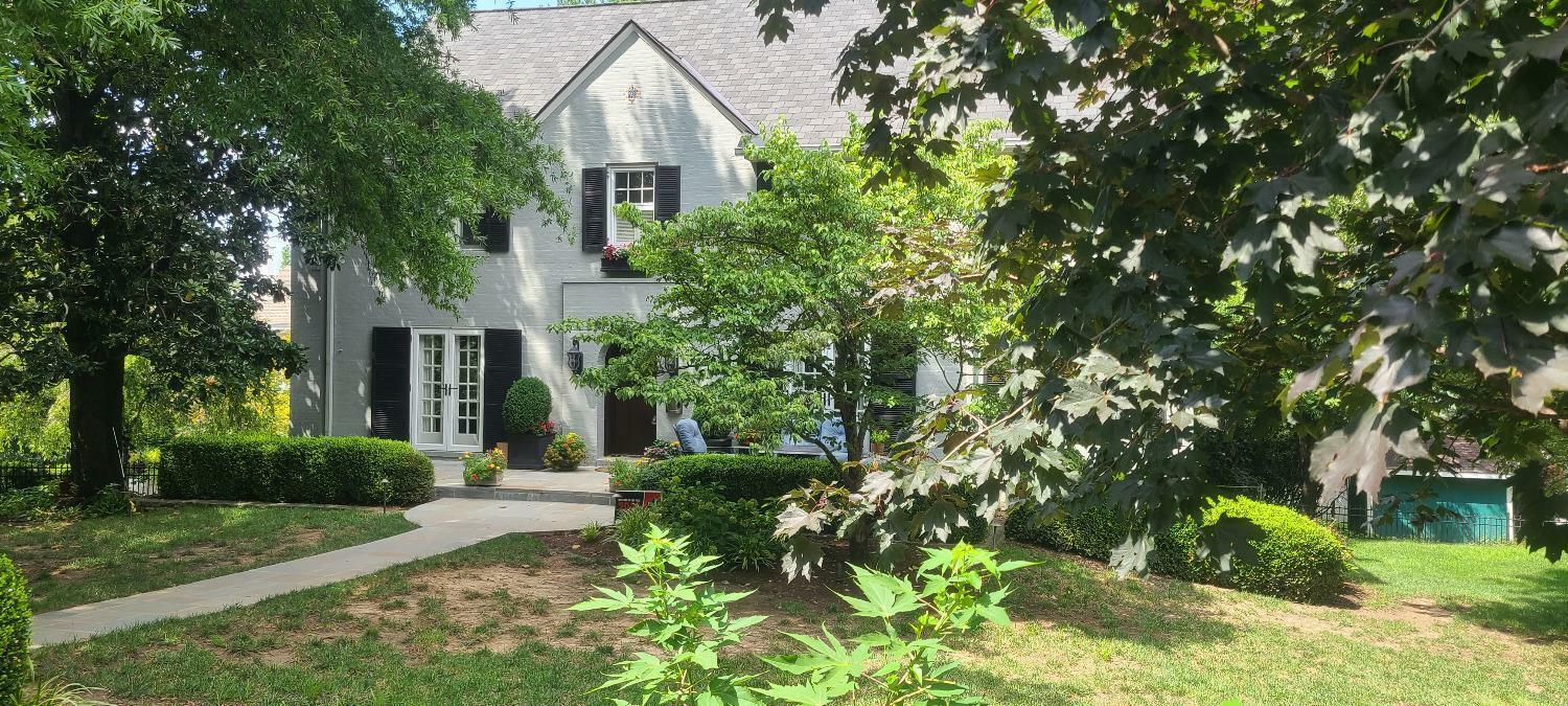 Property Photo: 197 Green Hills Rd OH 45208