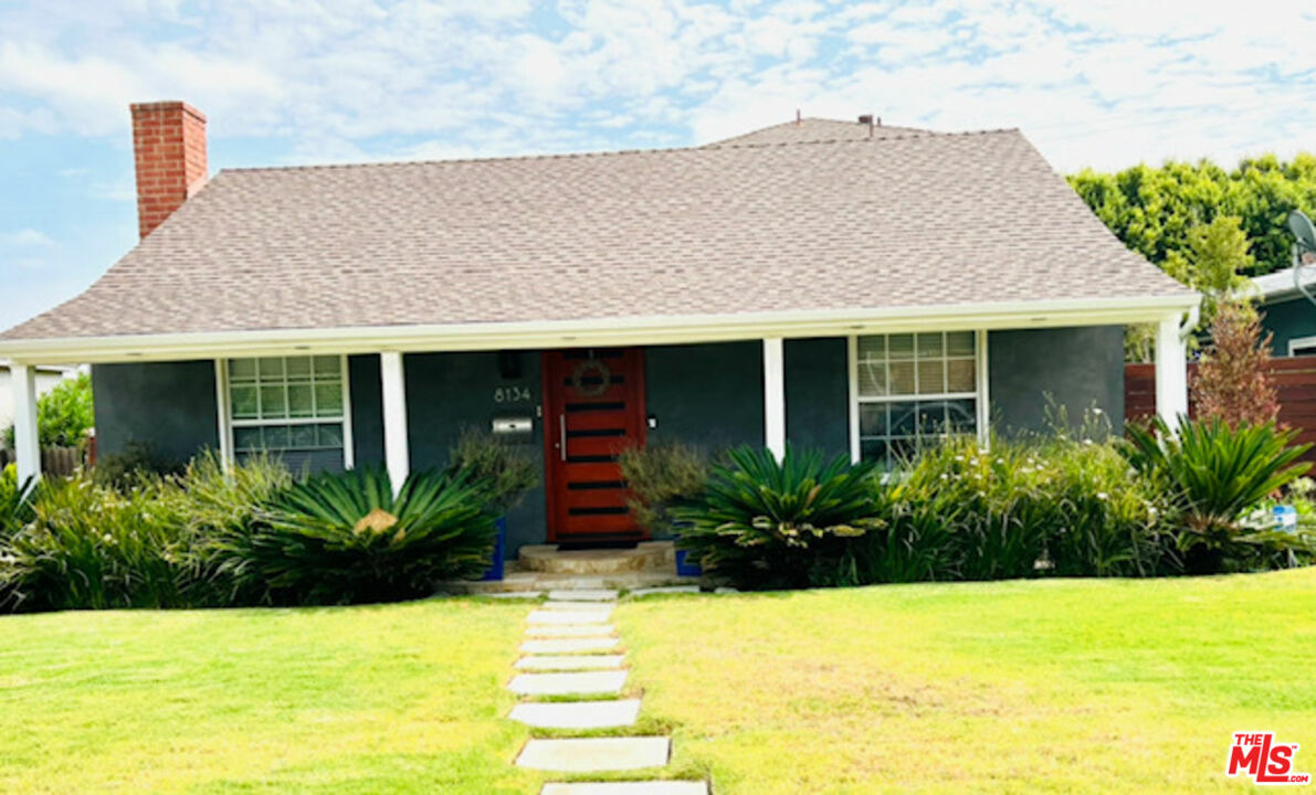 Property Photo:  8134   Colegio Dr  CA 90045 