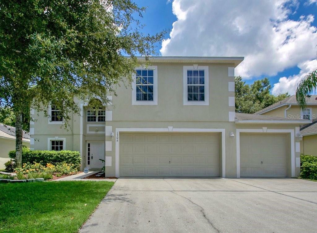 Property Photo:  1306 Hawks Nest Ave  FL 34736 