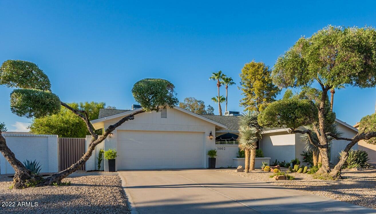 Property Photo:  5002 E Columbine Drive  AZ 85254 