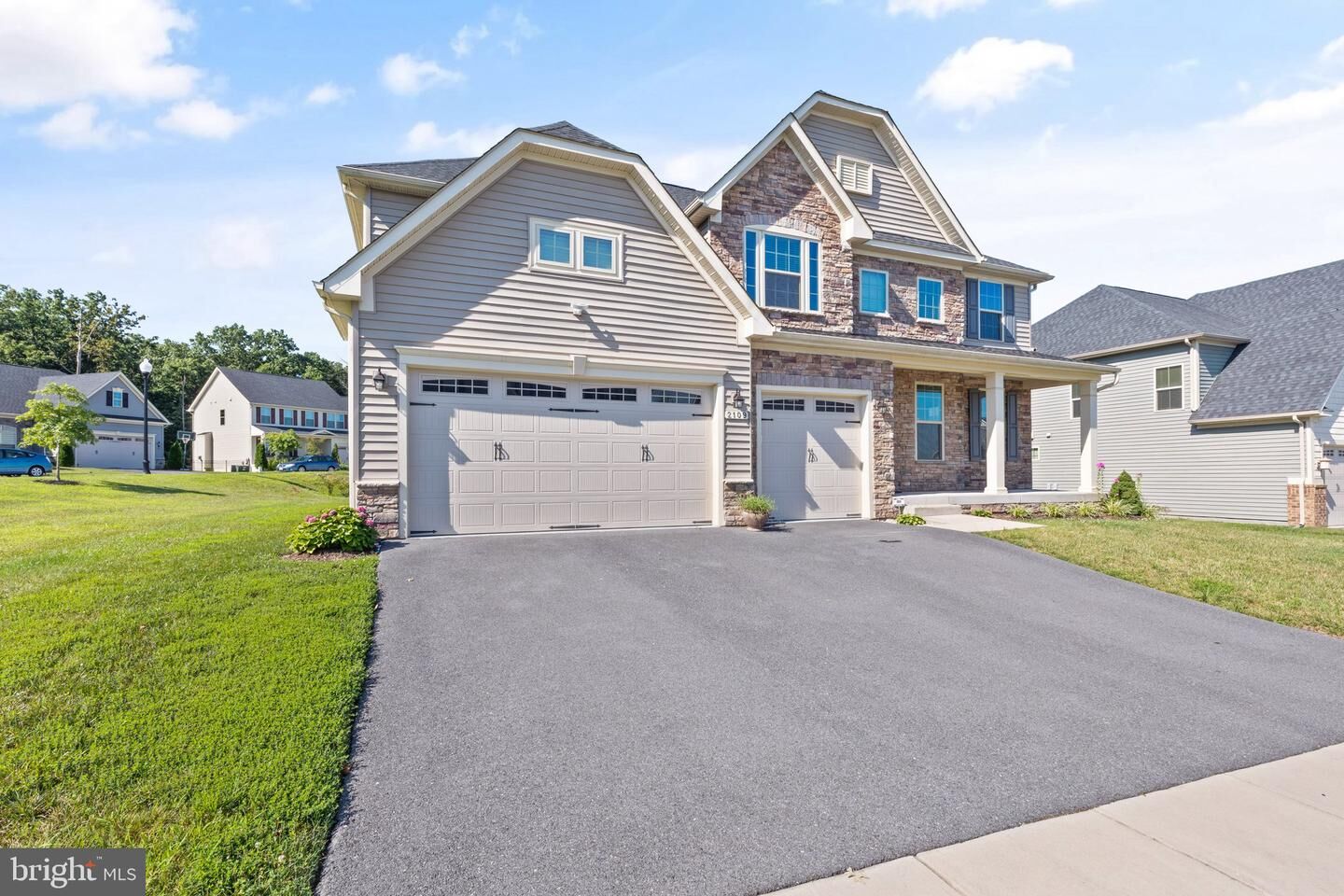 Property Photo: 2109 Owls Nest Way MD 20794