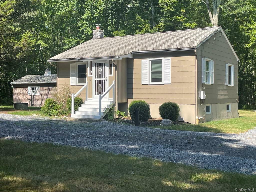 Property Photo:  377 Brimstone Hill Road  NY 12566 