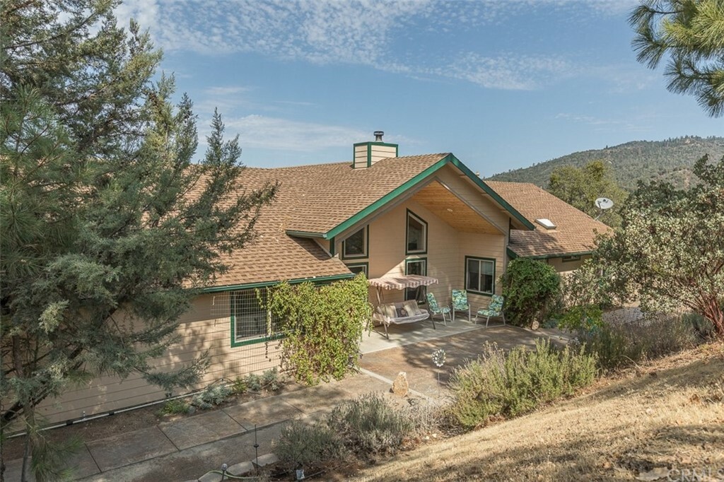 Property Photo:  2210 Harris Road  CA 95338 