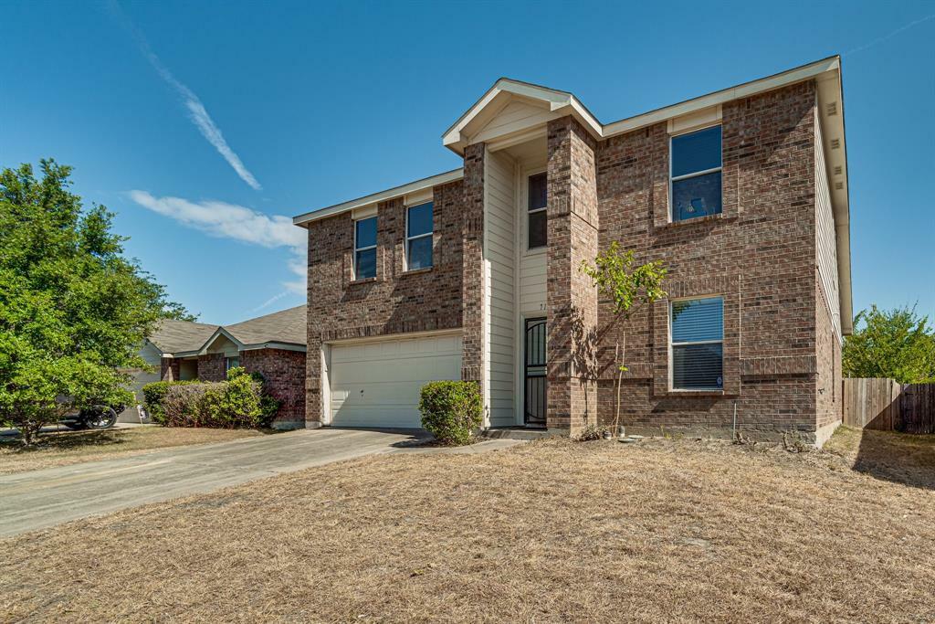Property Photo: 711 Depaul Avenue TX 75241