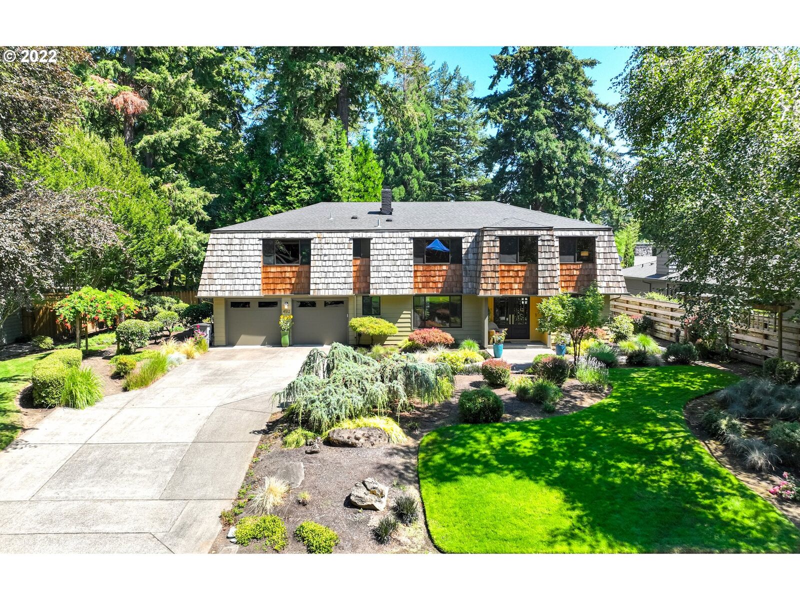 Property Photo: 4512 Dubois Dr WA 98661