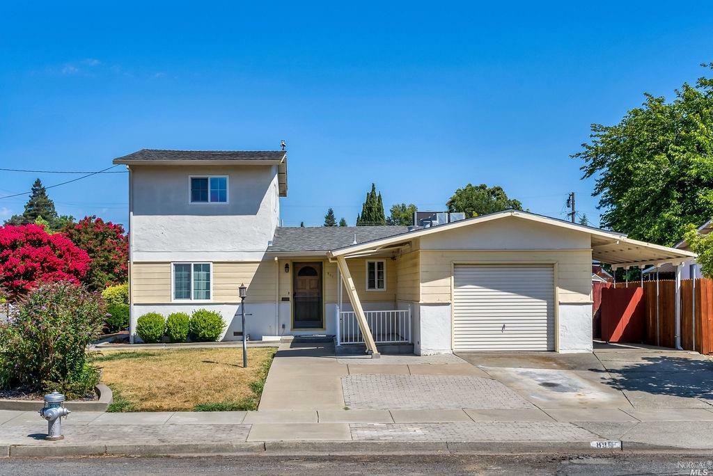 Property Photo:  890 Laguna Street  CA 94558 