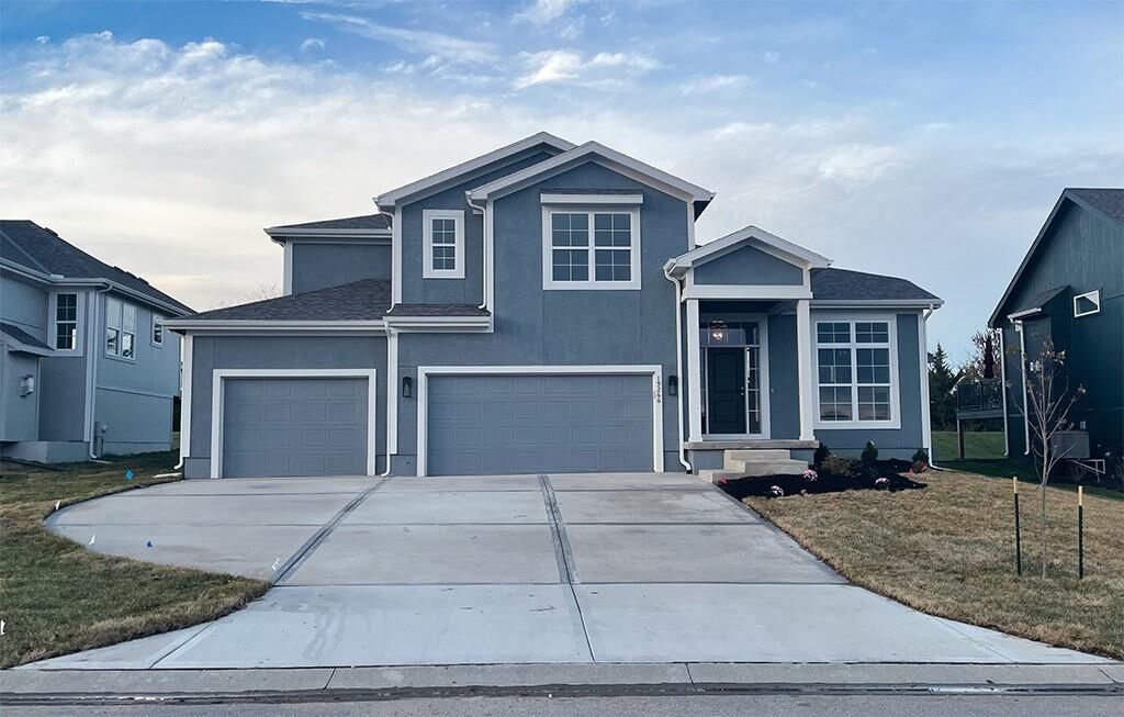 Property Photo:  19266 W 109th Place  KS 66061 