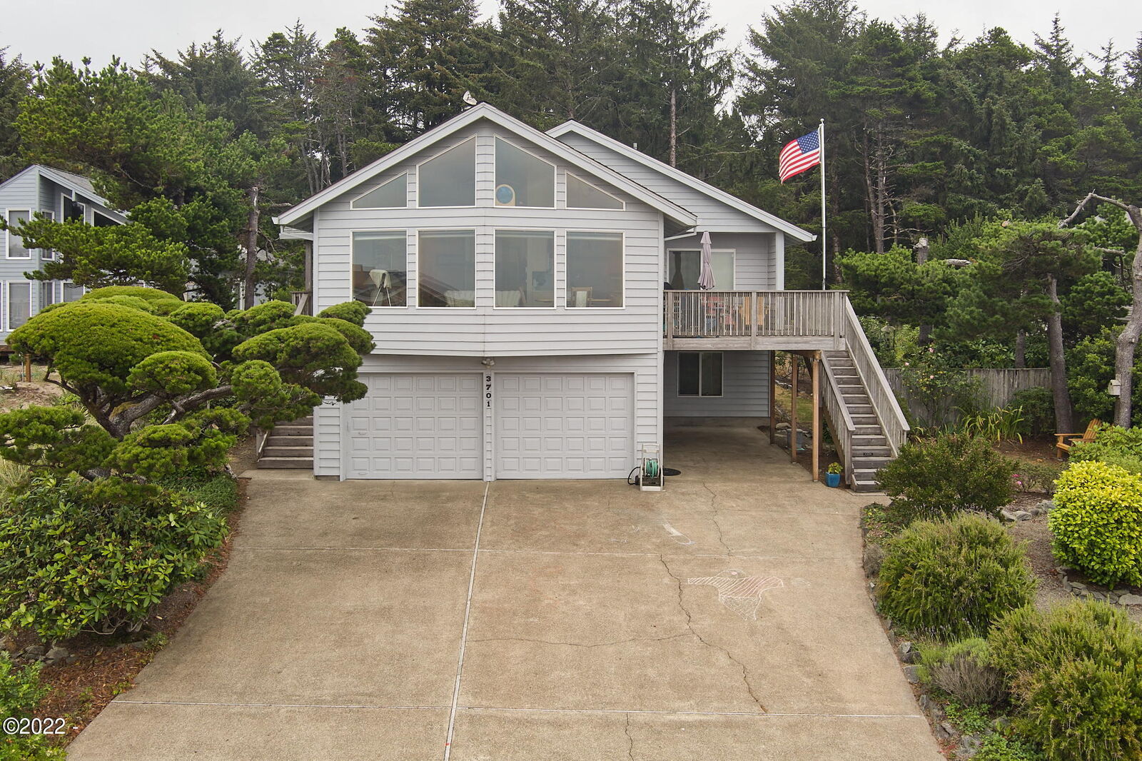 Property Photo:  3701 NW Hidden Lake Drive  OR 97394