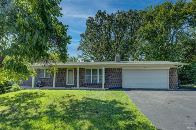 Property Photo:  1727 Westview Drive  MO 63052 