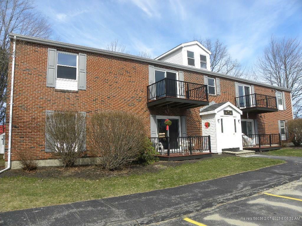 Property Photo: 9 Academy Place 42 ME 04072