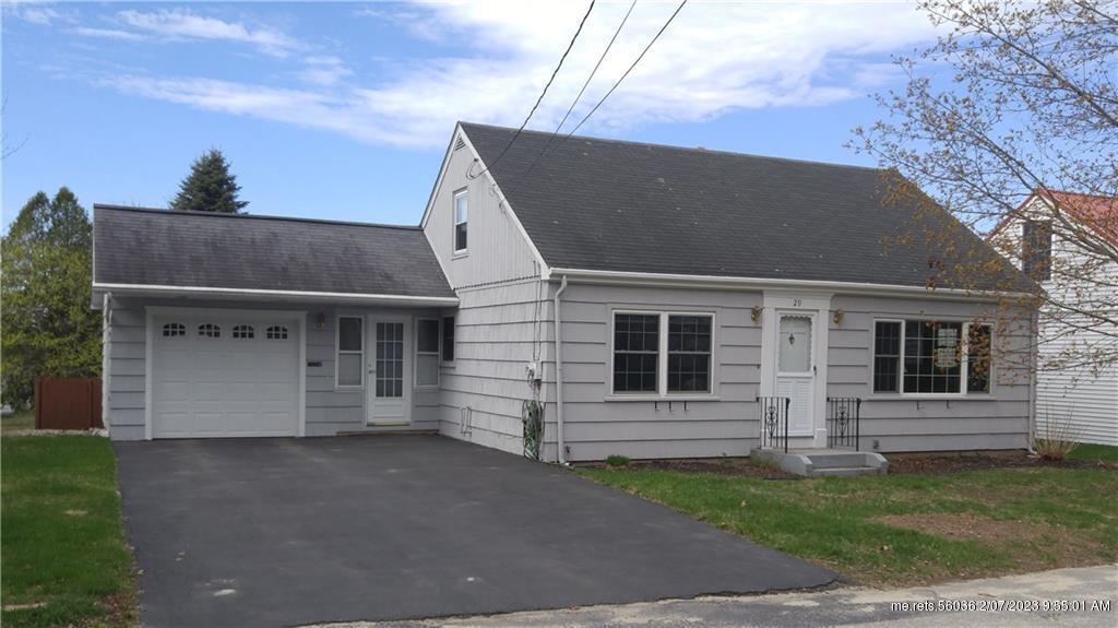 Property Photo:  29 Brown Street  ME 04240 