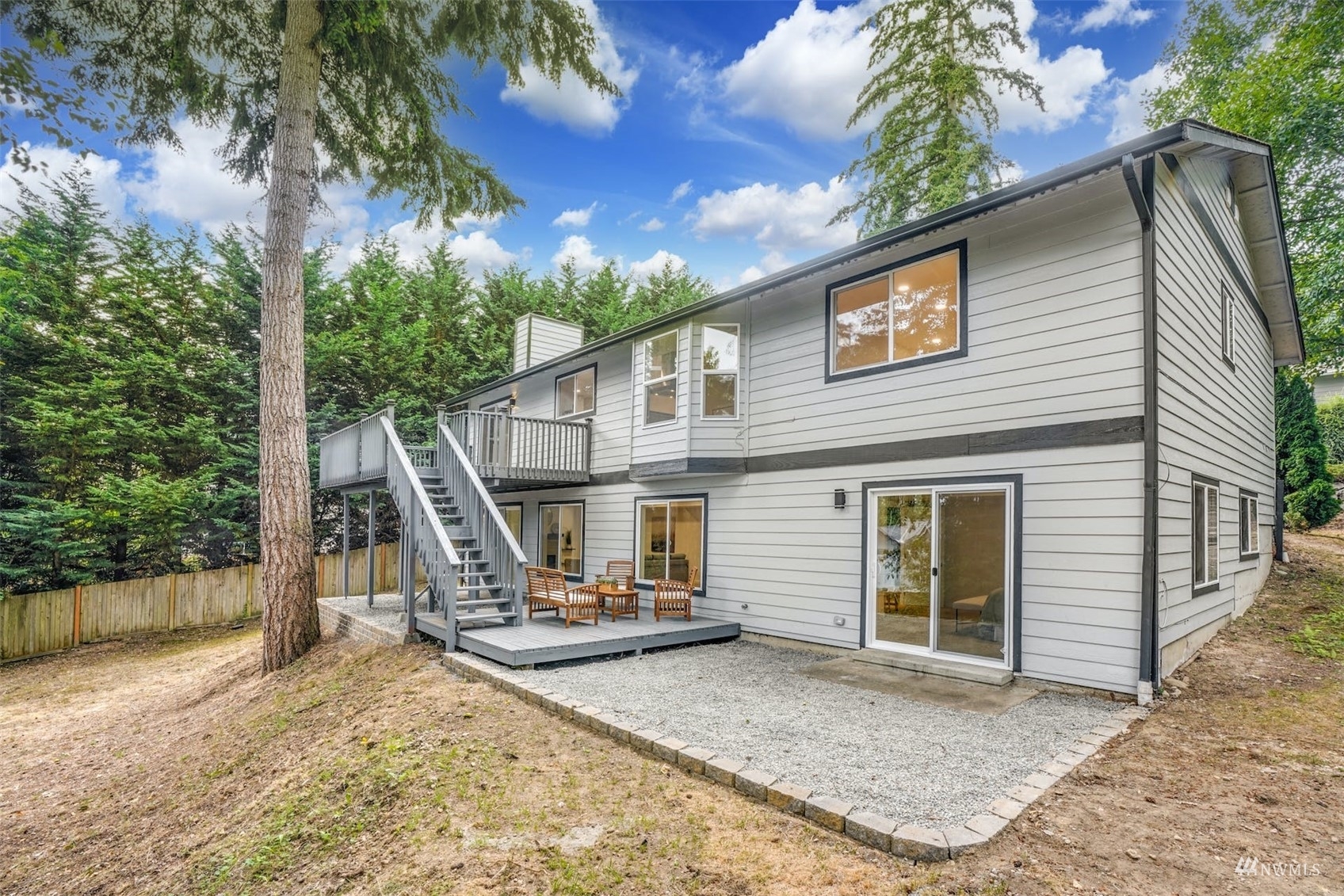 Property Photo: 10924 NE 189th Street WA 98011