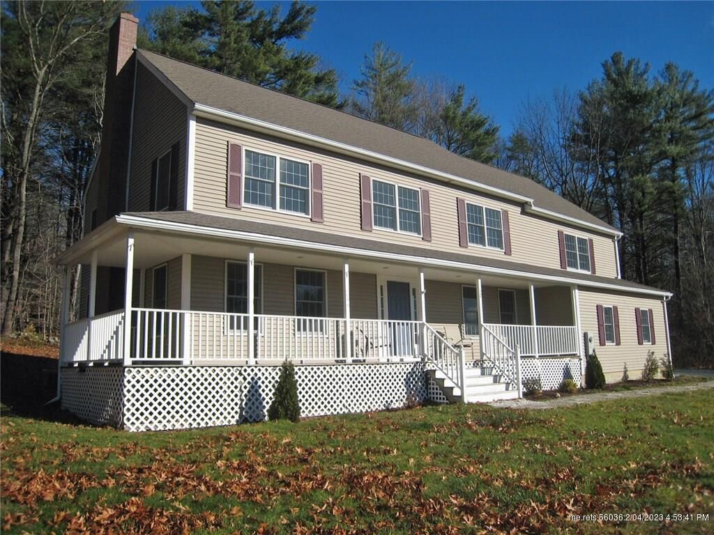 Property Photo:  